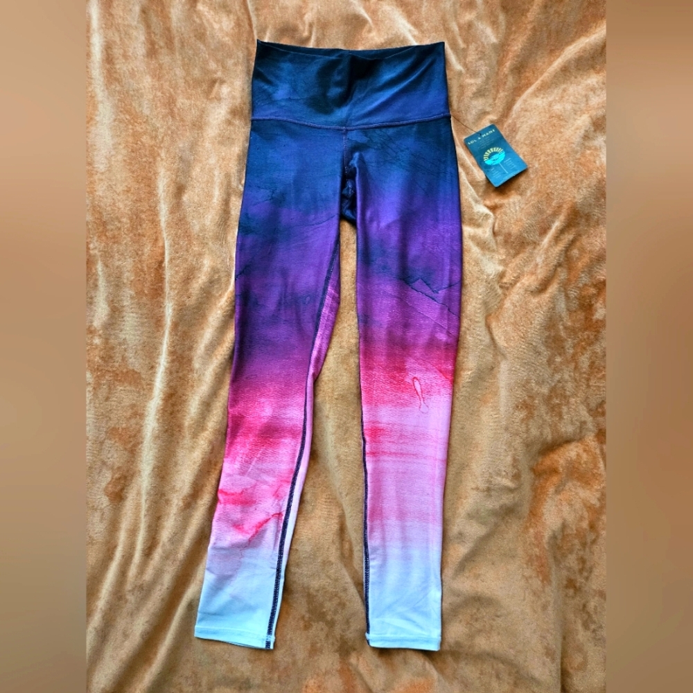 NWT Sol & Mane Gradient Purple and Pink Leggings